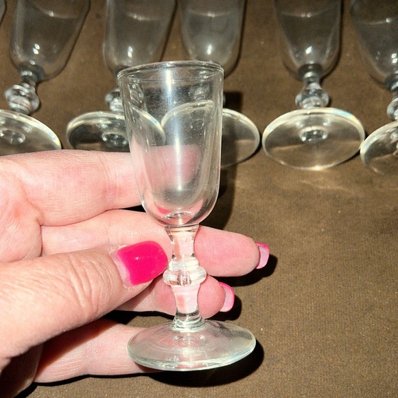 Set of 7 Cordial Glasses - Picture 2 of 4